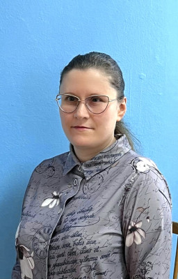 Воспитатель высшей категории Шкарина Людмила Борисовна Воспитатель высшей категории Шкарина Людмила Борисовна